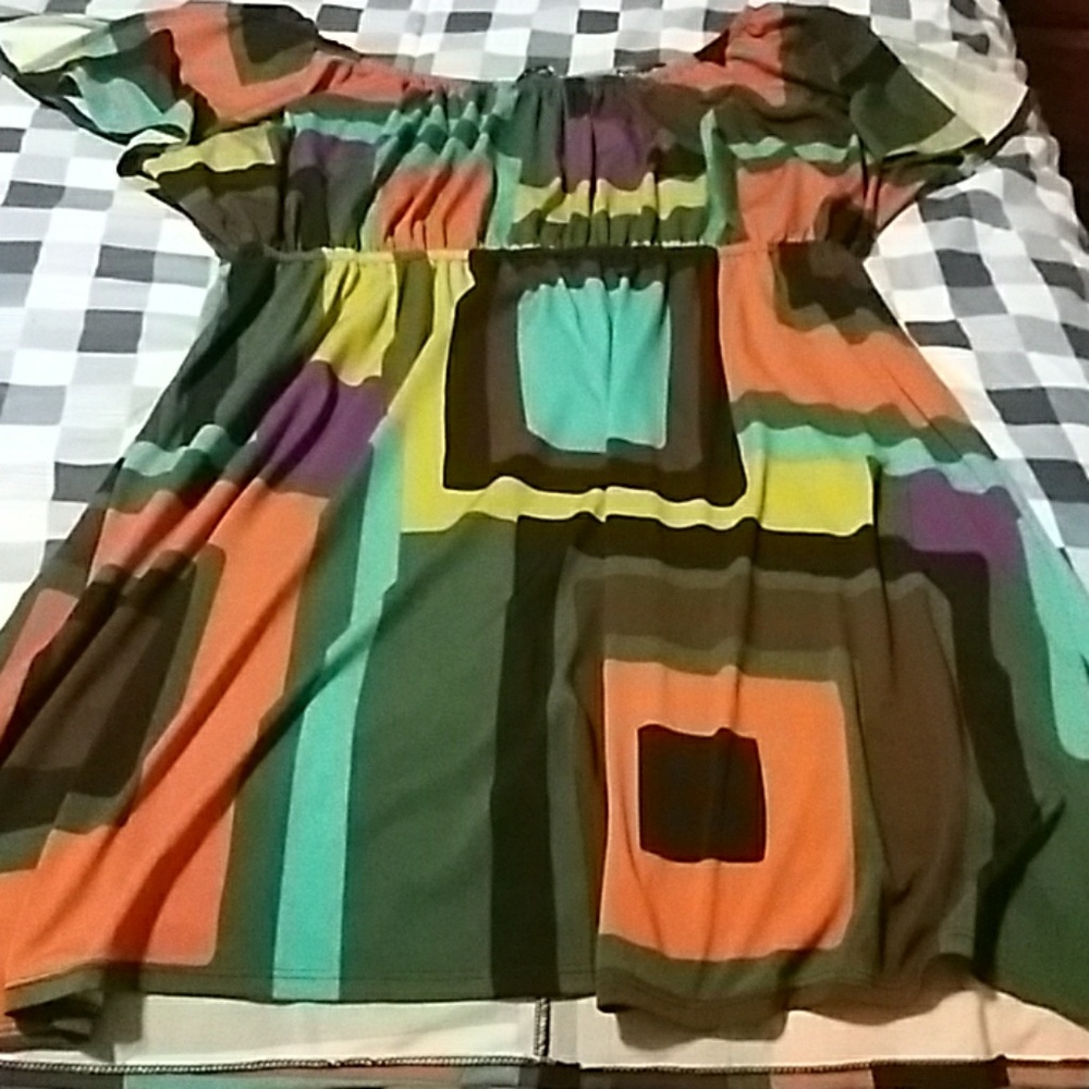 Dress split sleeve